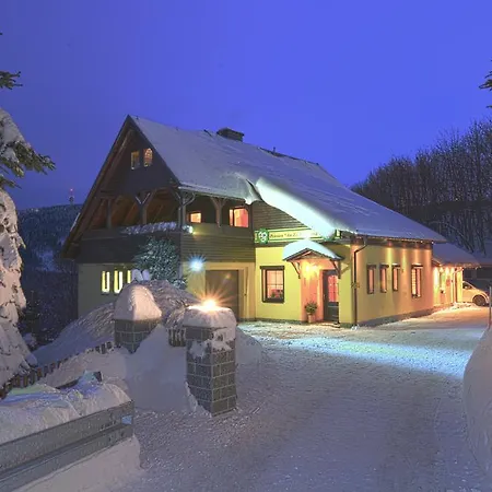 Penzion Am Zechengrund 3*